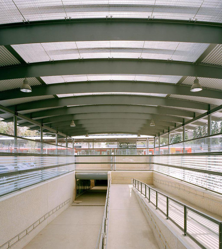 S-Bahn Station und EKM Wohltorf (4)