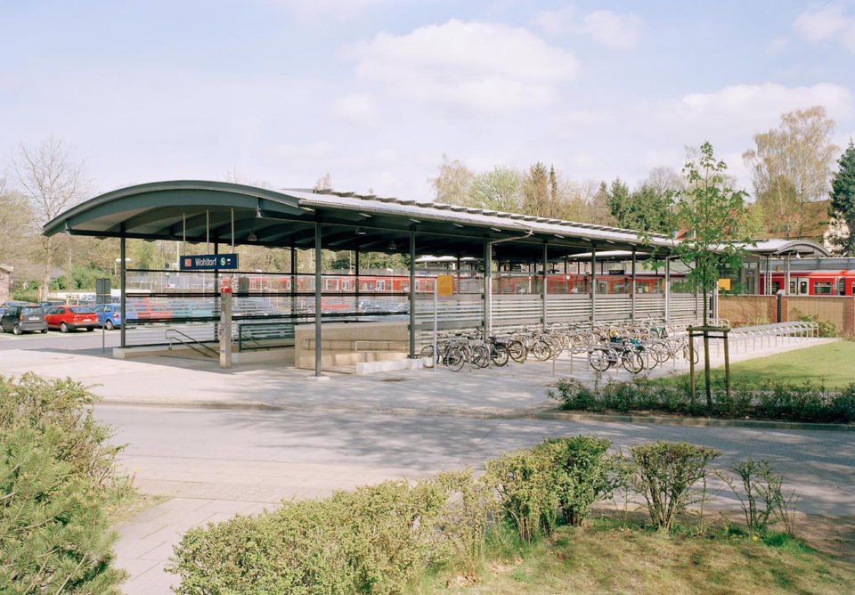 S-Bahn Station und EKM Wohltorf (3)