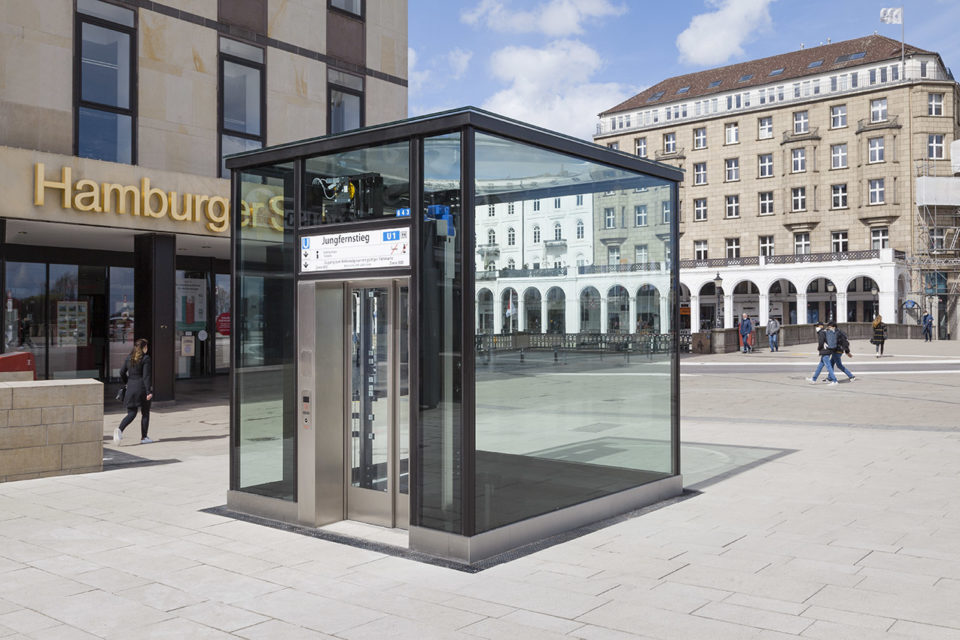 WRS U-Bahn Haltestelle Jungfernstieg U1 Umbau Aufzug Barrierefrei