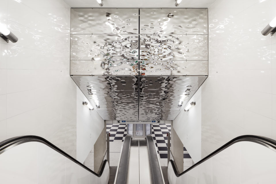 WRS U-Bahn Haltestelle Jungfernstieg U1 Umbau Treppe